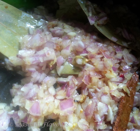 Saute Whole Garam Masala for Bengali Prawn Curry