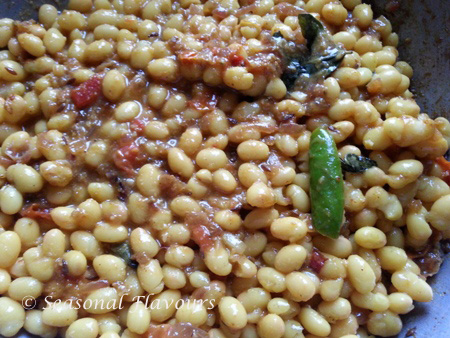 Add soya beans for masala curry