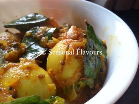 Andhra Tomato Egg Masala Curry Recipe