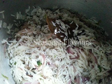 Add basmati rice to cumin tempering