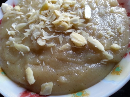 Garnish Gurudwara wheat flour halwa wth nuts