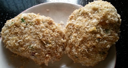 Prepared egg cutlets for Bengali dimer chop