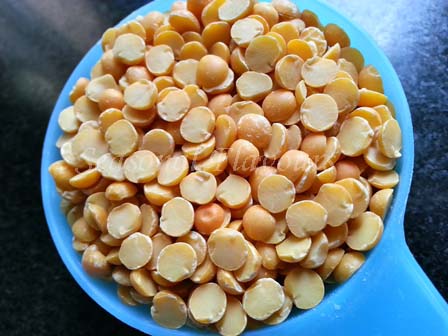 Matar Dal or split peas for Tok Dhal