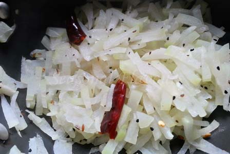 Chal Kumro Torkari spices