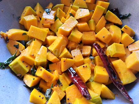 add kumro for Bengali pumpkin recipe