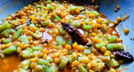 Cook the chana dal with ridge gourd