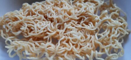 Crispy fried noodles