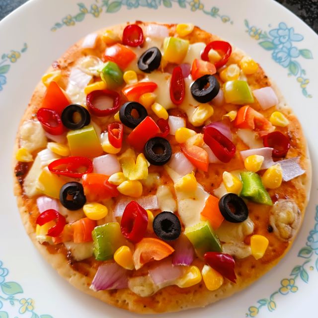 Veg Pizza With Readymade Base - Homemade Pizza - Seasonal Flavours