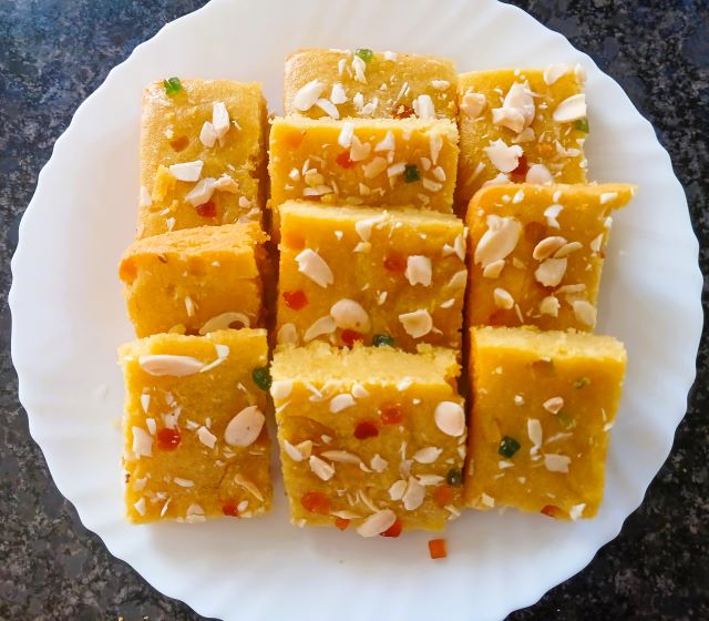 Rava Cake With Mango Flavour