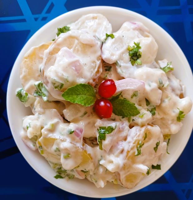 Creamy Potato Salad With Classic Dressing - Seasonal Flavours