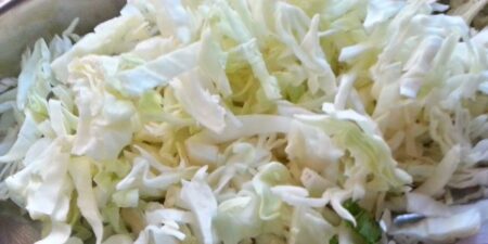 Shredded cabbage for vegetarian snack