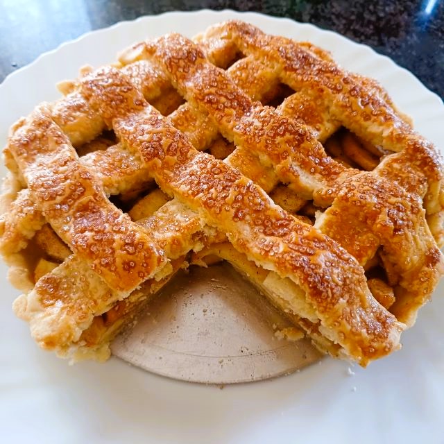Apple Cinnamon Pie from scratch