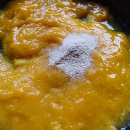 Agar Agar add to mango mixture
