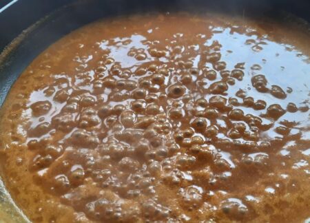 Simmer the masala gravy