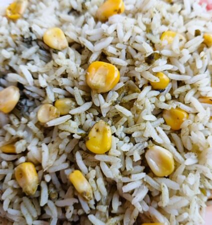 Pressure cooked Palak Pulao with corn