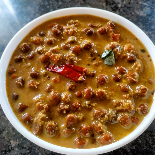 Brown Chickpeas Curry Recipe