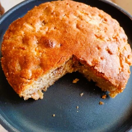 Fresh Cinnamon Walnut Apple Cake