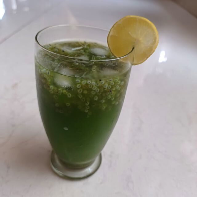 Refreshing Mint Lime Drink