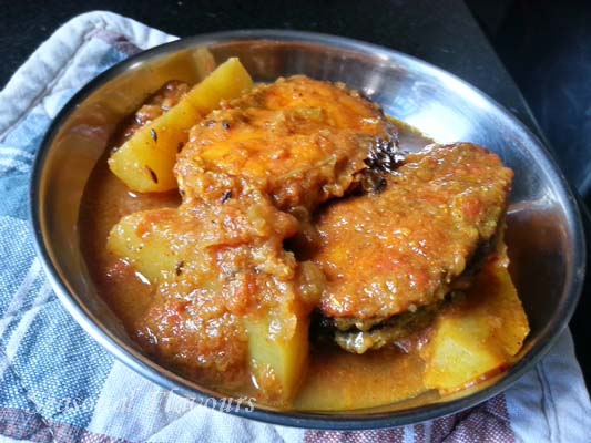 Bengali Fish Kalia – Spicy Dahi Fish Curry | Rui Maacher Kalia With Curd