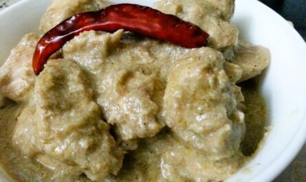 Authentic Chicken Rezala – Mughlai creamy white gravy chicken curry