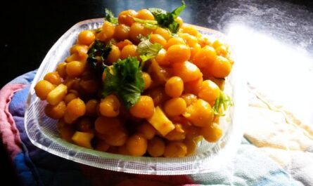 Ghugni Yellow Peas Curry