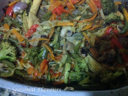 Mixed vegetables baked at 180