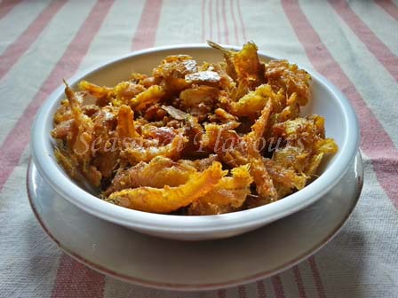 Mourala Maach Bhaja – Bengali Mola Carplet Fry | Crispy Mourola Fish Fry