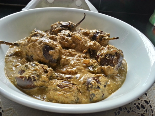 Bagara Baingan – Roasted Eggplants In Masala Gravy