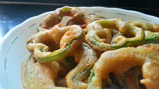 Capsicum Bajji – Bell Pepper Fritters | Shimla Mirch Bhajji
