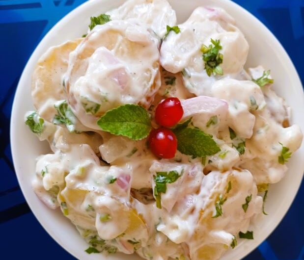 Creamy Potato Salad With Classic Dressing