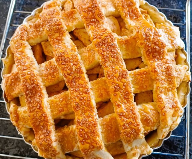 Classic Homemade Apple Pie | Double Crust Apple Pie